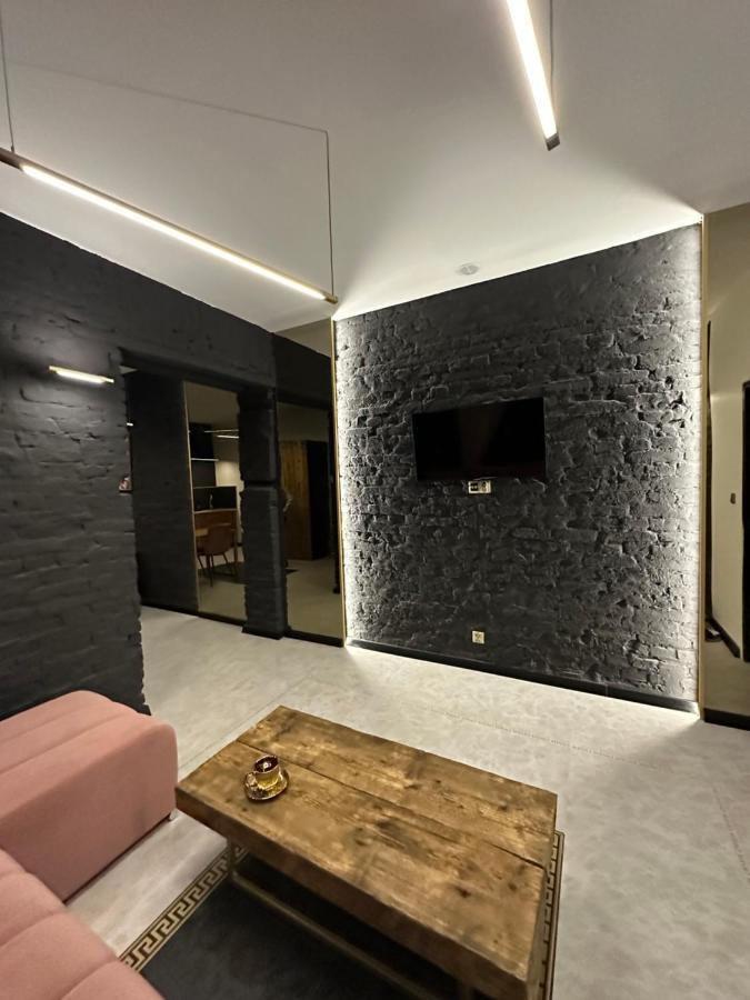Darkhouse Versace Pink Lodz  Exterior photo
